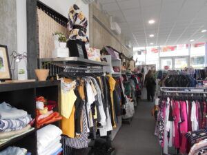 Friperie solidaire Amos pour toute la famille Bordeaux